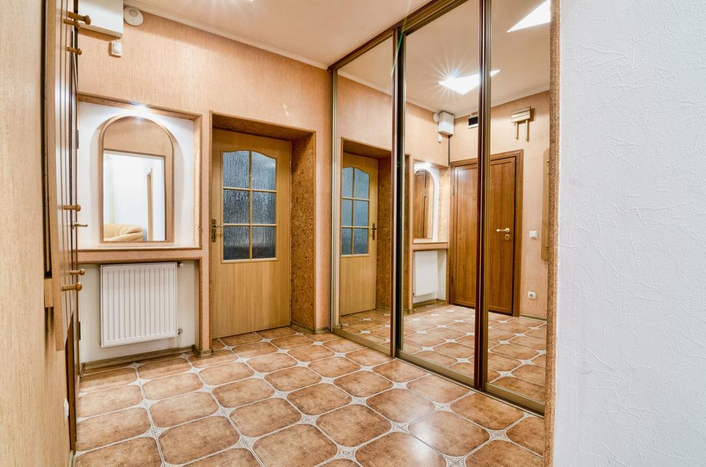 Apartamenty Lesi Ukrainky 17 Лвив Стая снимка
