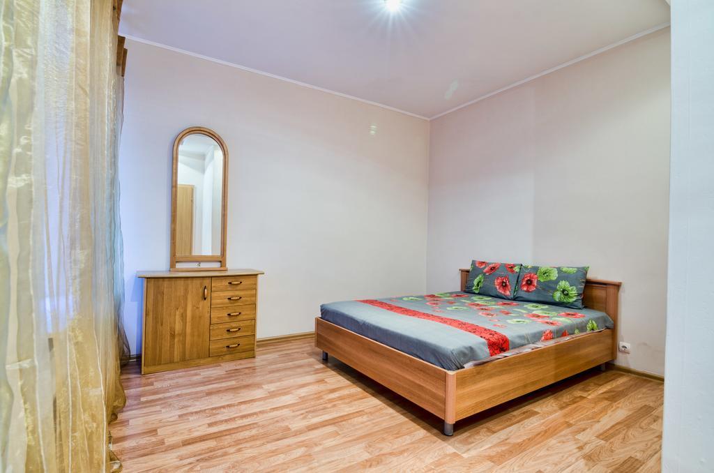 Apartamenty Lesi Ukrainky 17 Лвив Екстериор снимка